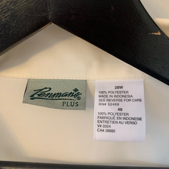 5.) NWOT Vintage Plus Size Button Down - Picture 4 of 6